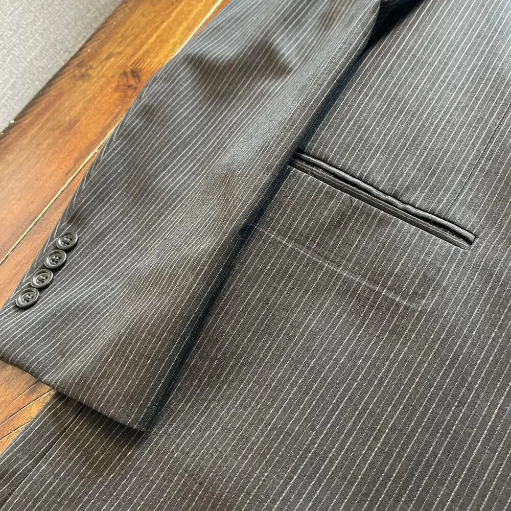Vintage Burberry London Sport Coat Mens 44R Gray Pinstripe Wool 3 Button Blazer